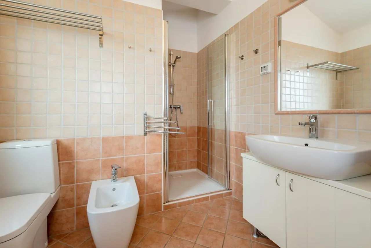Vicani Villa: Spacious Apartment with Pool Ripenda Kras