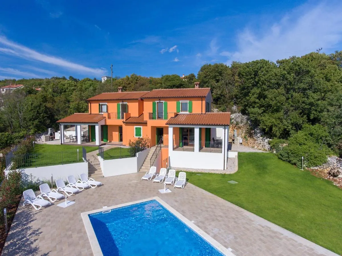 Charming Apartment In Ripenda Kras With Shared Pool contacts